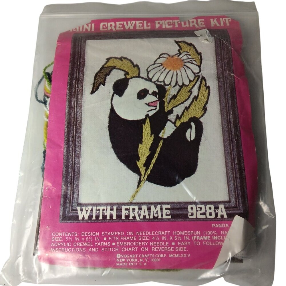 Mini Crewel Picture Kit w Frame Panda Bear Daisy Flower Vogart Crafts 928A Vtg